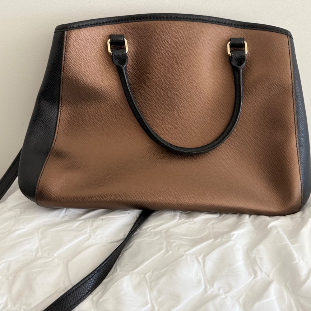 Coach Handbag - Picture 4 of 9